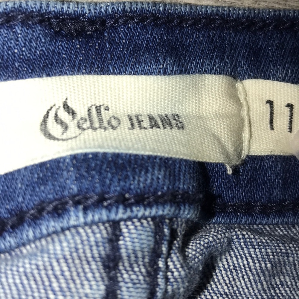 Jeans - Picture 3 of 4